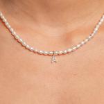 Le collier à perle Alizé - initiale