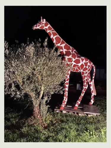 Girafe en résine 320 cm