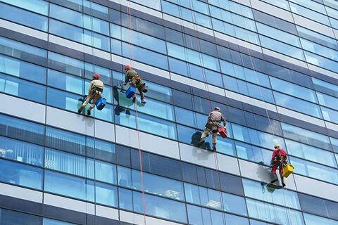 Nettoyage de vitres pour professionnels et particuliers