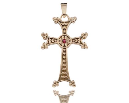 Croix Arménienne en or 18 carats, 750/1000