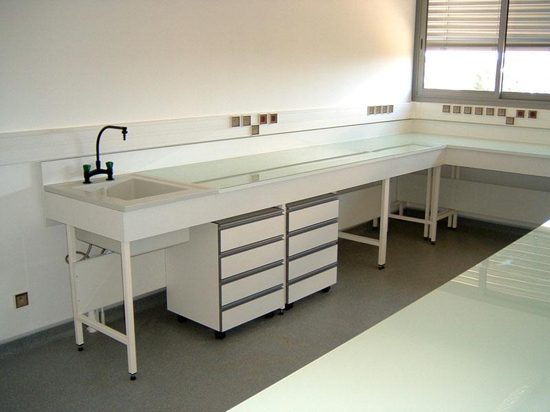 Aménagement laboratoire et mobilier