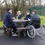 Table de pique-nique Pembridge™ avec accès pour fauteuil rou