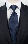 Cravate bleu marine chevron + pochette assortie