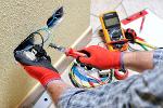 La sécurité avant tout :les meilleures pratiques pour les artisans électriciens
