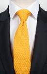 Cravate tricot jaune moutarde