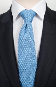 Cravate tricot bleu ciel
