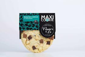 Maxi Cookie noisettes entières – 3 chocolats