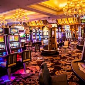 Meubles pour casinos - Importations depuis la Chine