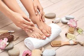Production de cosmétiques pour les mains et les pieds