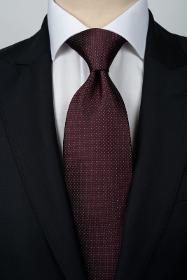 cravate bordeaux à pois + pochette assortie