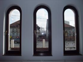  Les fenêtres en bois stratifié
