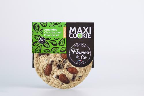 Maxi Cookie Amandes – Chocolat Noir – Fleur de Sel