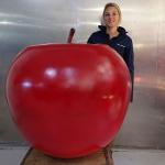 Pomme géante rouge