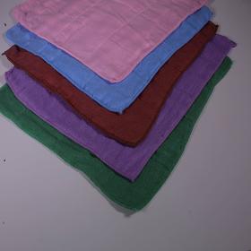 Lingettes en coton de couleur