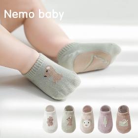 chaussettes antidérapantes bébé