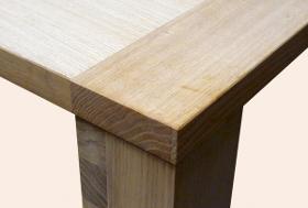 Element de table en bois