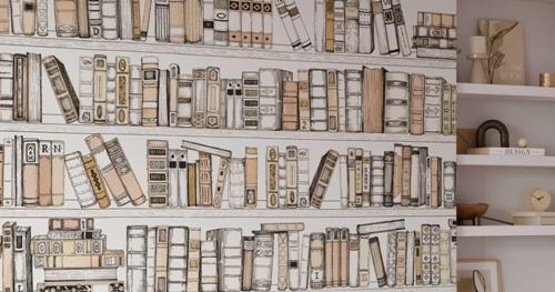 Papier peint panoramique d'une bibliothèque avec livres anciens